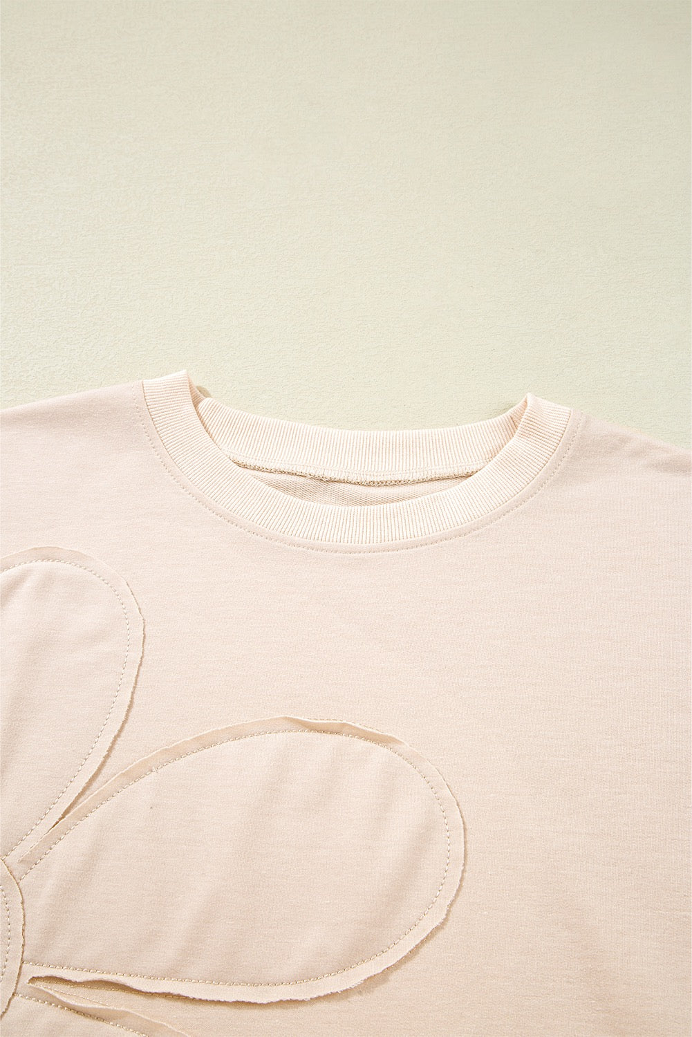 Daisy Days Pullover