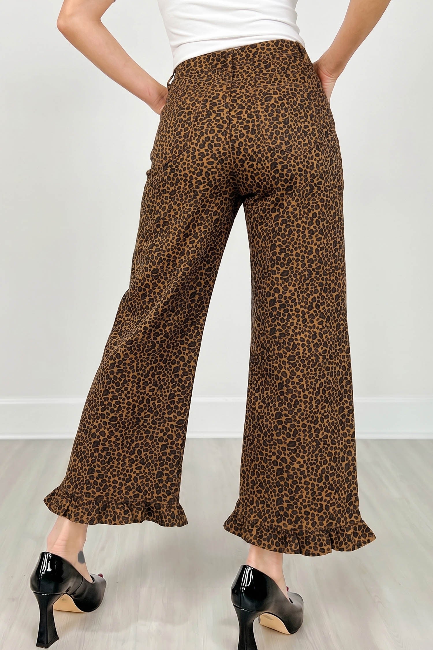 The Safari Socialite Jean