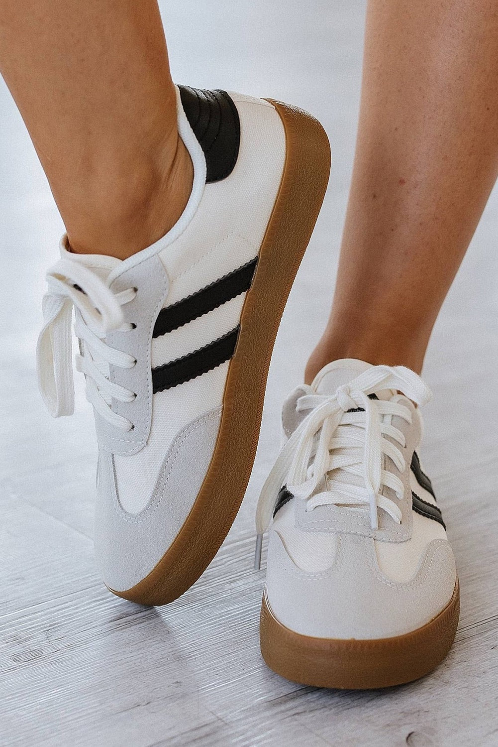 Goldie Sneakers